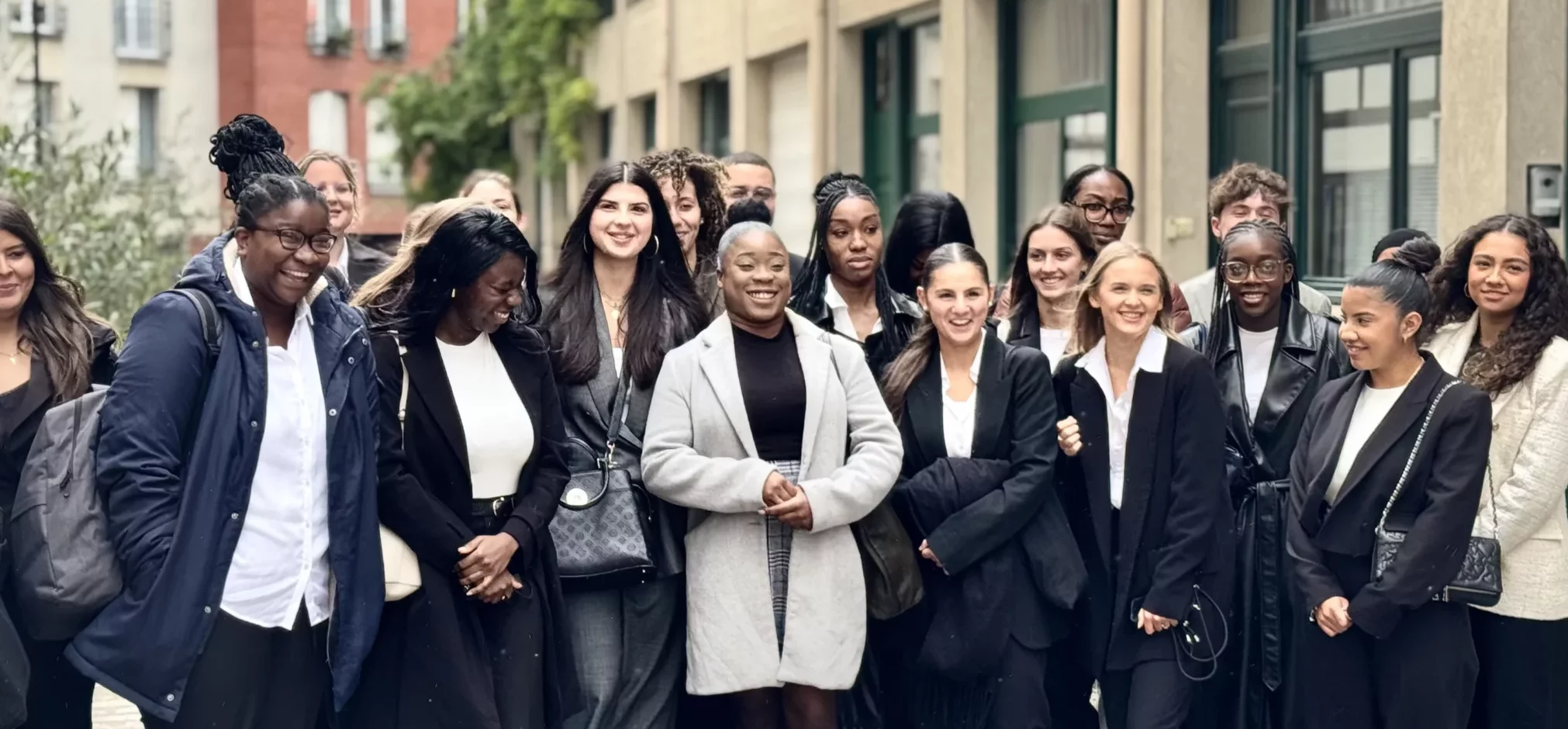 Étudiants ESAGE en formation ressources humaines en alternance